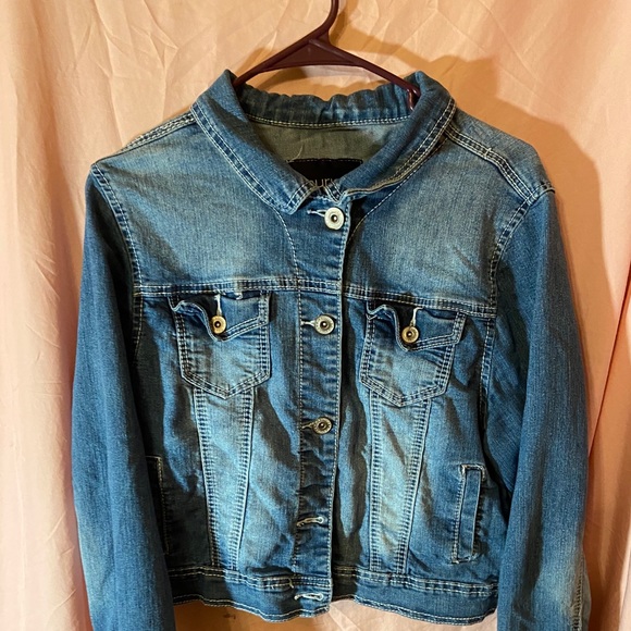 Jean jacket - Picture 3 of 3